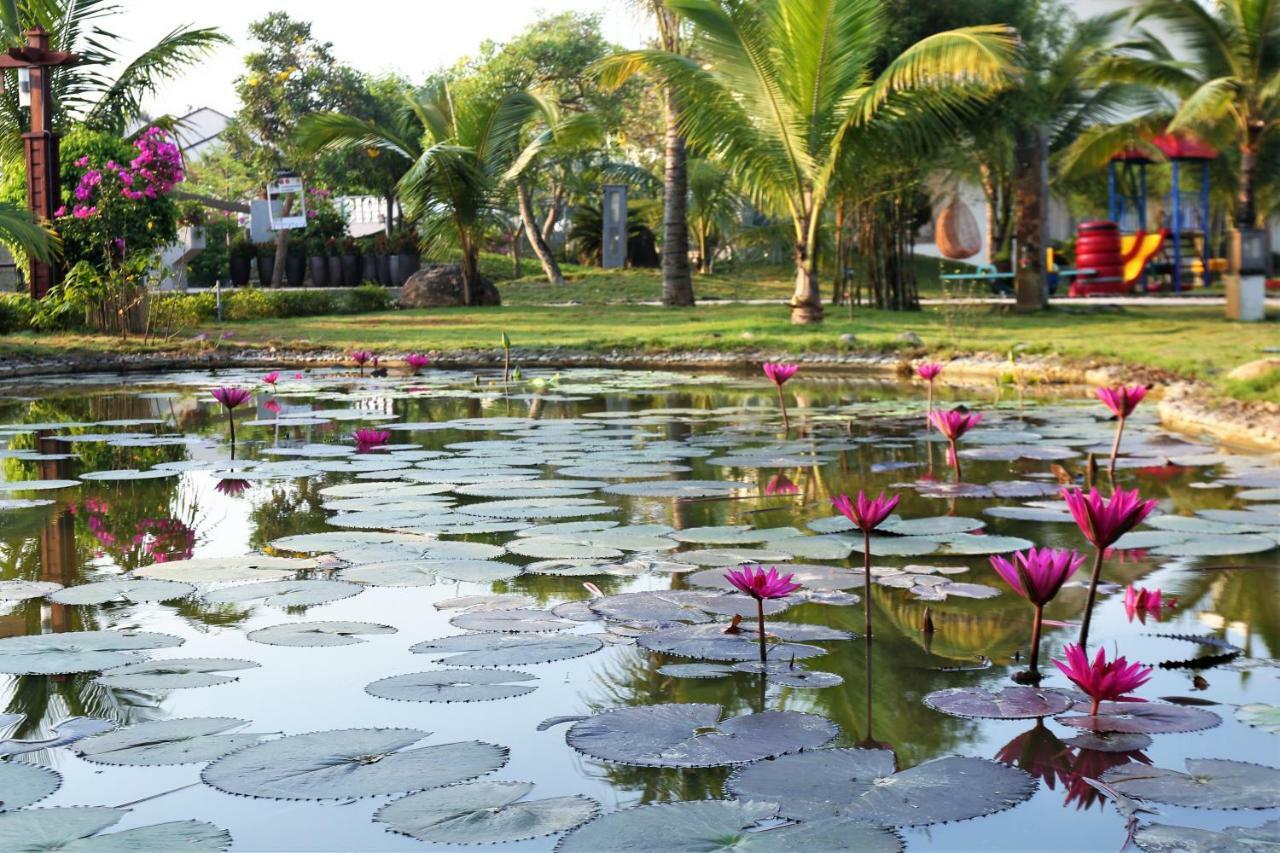 Bao Ninh Beach Resort Ðồng Hới Buitenkant foto